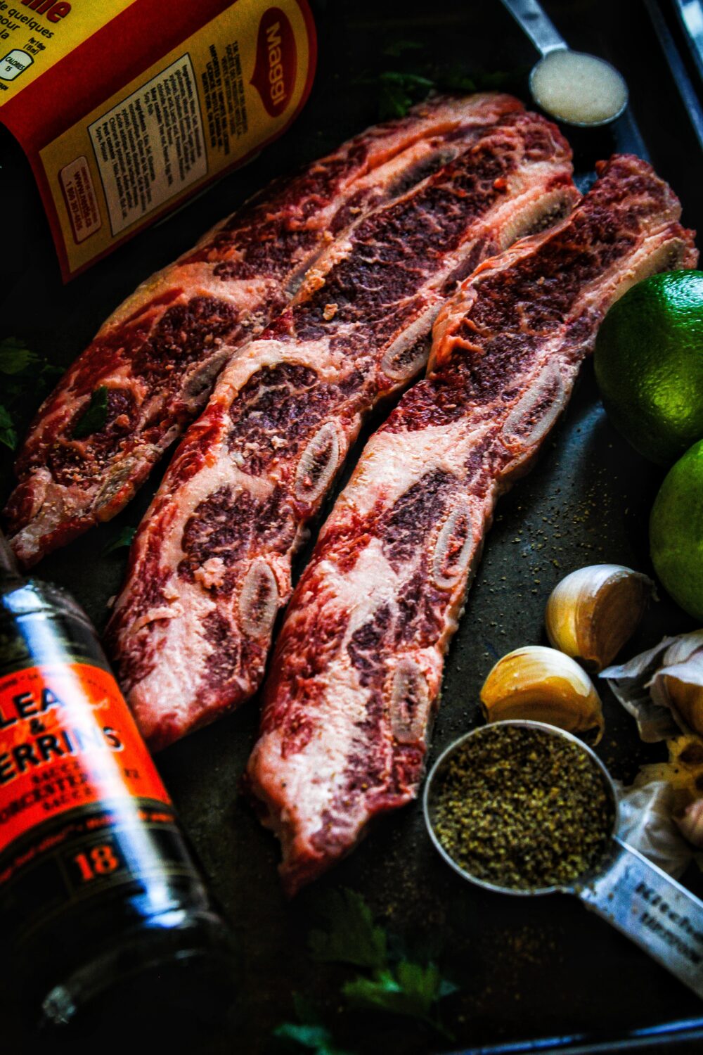 All the right ingredients for the perfect Central American-inspired flanken beef ribs feast!
